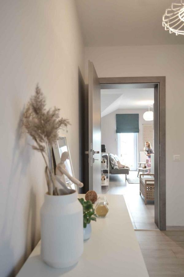 אלבה לוליה Vila White Tulip מראה חיצוני תמונה